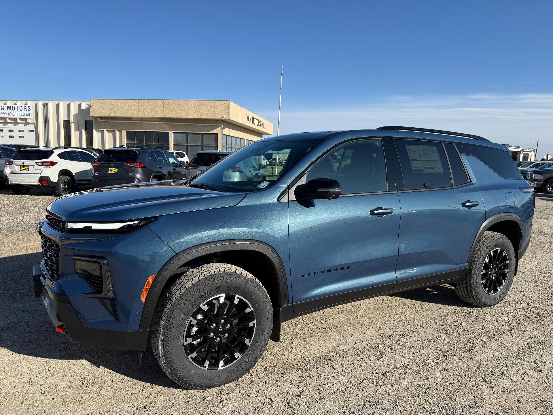 2026 Chevrolet Traverse Z71 in Lakeshore Blue Metallic — front three-quarter view
